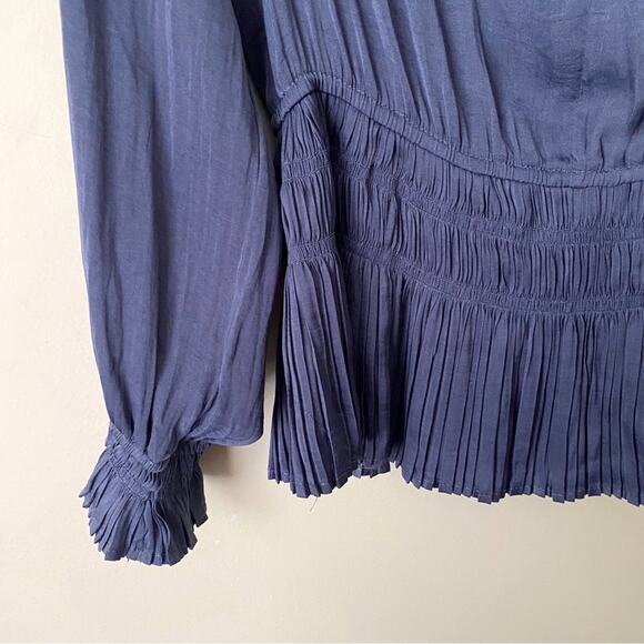 Philosophy | Long Sleeve V-neck Blouse Top Pleated Smocked Waist Blue Medium - Picture 2 of 5